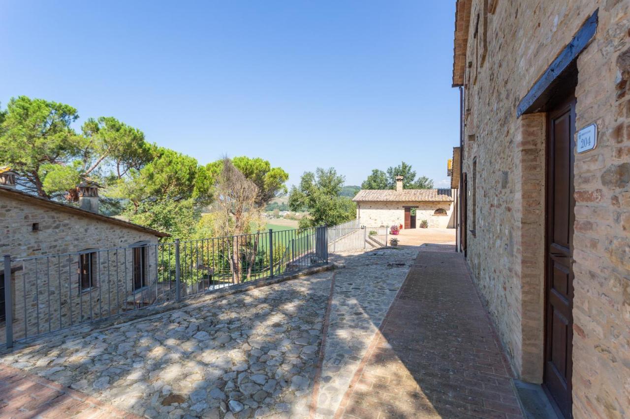 Gh Borgo Pulciano Agriturismo Montone  Exterior photo